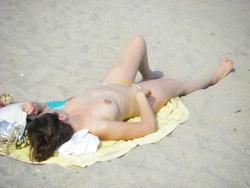 Topless teens on beach set -young teen girl fkk 17/43