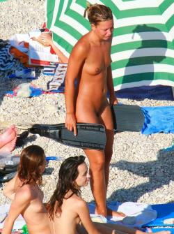 Ute teens on nudist beach set young teen girl fkk 32/54