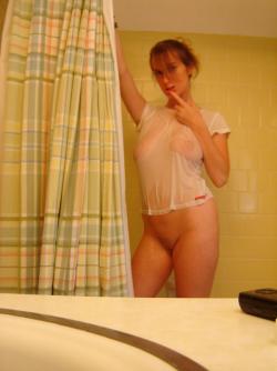 Hot blond amateur teen takes selfpics 11/30