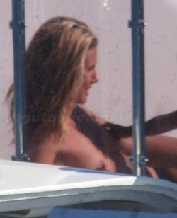 Celeb - heidi klum topless 7/10