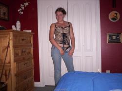 Amateur girlfriend fucked at home 23/33