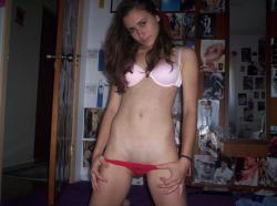 Naked teen - frinds girlfriend 16/92