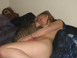 Naked sister and her pussycat 17/26