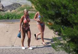 Shower bikini beach -  voyeur pics 2/28