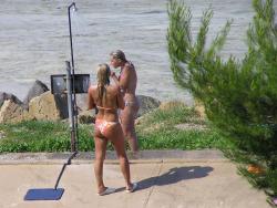 Shower bikini beach -  voyeur pics 20/28
