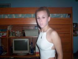Nice girlfriend showing pussy 25/35