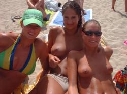 Amateurs: topless beach. part 6.  30/47