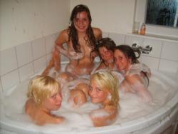 Group teens in tub amateur set 5/37