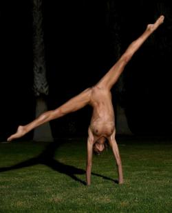 Nude gymnastic !!!!! 94  4/41