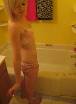 Cute blonde in bathtub  43/52