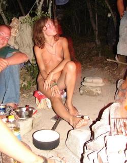 Nude erotic hippie life(16 pics)