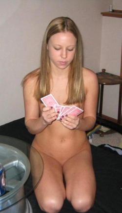 Amateur girls playing strip poker no.02  25/50