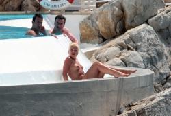Lily allen nude at topless at beach  33/36