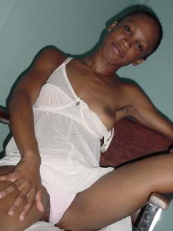 Africa tour - naked black amateur girl 02 17/88