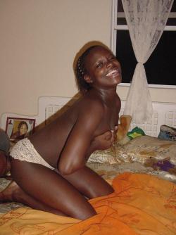 Africa tour - naked black amateur girl 04 17/66