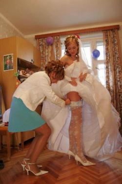 Wedding pics - amateur erotic - brides 5/80