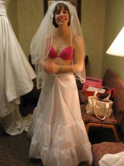 Wedding pics - amateur erotic - brides 26/80