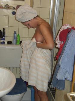 Girlfriend jana  in shower 3/13