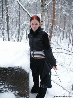 Nice ex girl chantal in snow  28/51