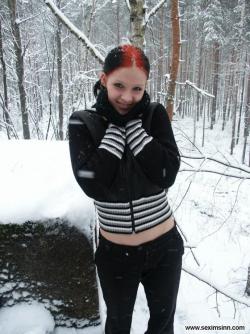 Nice ex girl chantal in snow  29/51