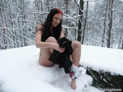 Nice ex girl chantal in snow  42/51