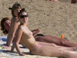 Spying on topless russian beach hottie 12/30