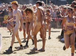 Roskilde naked run 2006  51/90