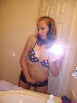 Selfshot pics - cute teen showing tits in bathroom 20/28