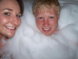 Jessica and boyfriend in the bathtub  2/33