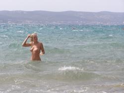 Hot blonde beach topless and having anal sex  6/20