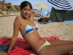 Exgirlfriends on holiday (beach pics)  22/36