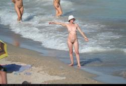 Voyeur - some pics from costinest nudist beach 1/36