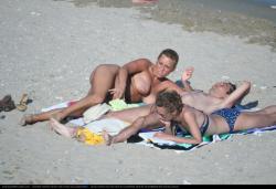 Voyeur - some pics from costinest nudist beach 10/36