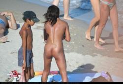 Voyeur - some pics from costinest nudist beach 16/36