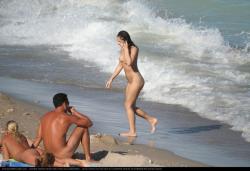 Voyeur - some pics from costinest nudist beach 19/36