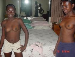 Hoes from haiti  23/40