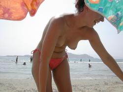 Amateur girlfriend ada pose 6/25