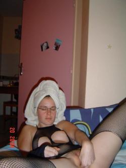 A freaky amateur girl 18/37