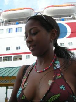 A very nice black amateur teen 64/90