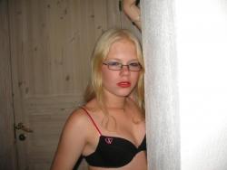 A blond amateur girl pose  17/83