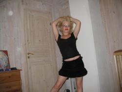 A blond amateur girl pose  28/83