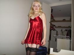 A blond amateur girl pose  64/83