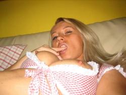 A hot blond amateur  43/70