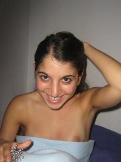 Italian girlfriend shows her sweet pussy 24/25