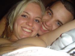 Amateur sweet young couple(24 pics)