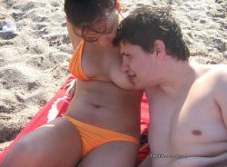 Beach amateurs topless - young girls no.07  32/50