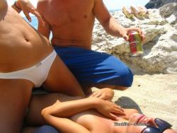 Beach amateurs topless - young girls no.07  42/50