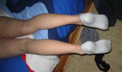 Teen girlfriend showing ankle socks and pussy, too 3/9