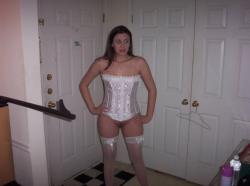 Young girlfriend with bottle in pussy 21/57