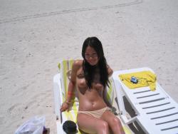 Asian girl on holiday - topless pics 23/43